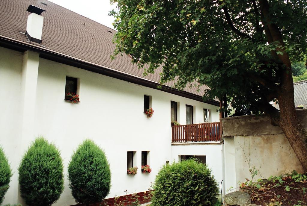 Penzion V Budech Křivoklát Стая снимка